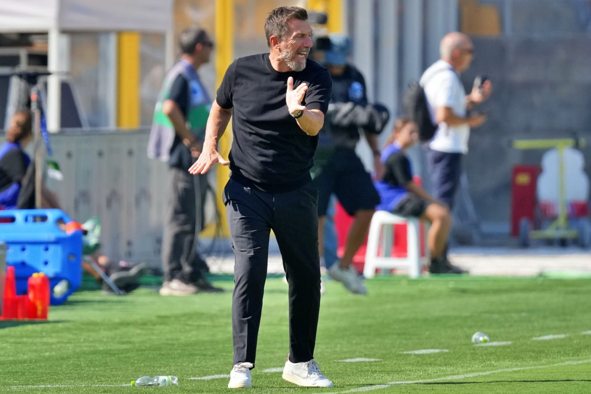 Di Francesco: “Continuiamo coi piedi per terra. Ilic sa di calcio”