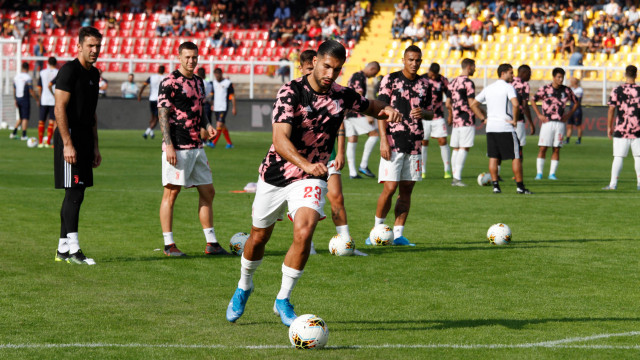 LECCE CAMPIONATO 2019-2020 EMRE CAN RISCALDAMENTO MICHEL CAPUTO/SILPRESS