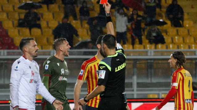 LECCE CAMPIONATO 2019-2020 ESPULSIONE CACCIATORE MICHEL CAPUTO/SILPRESS