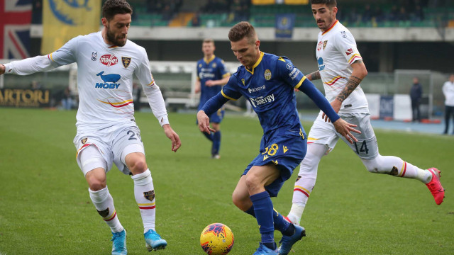HELLAS VERONA - LECCE 26-01-2019 DARKO LAZOVIC E ANDREA RISPOLI. SILPRESS