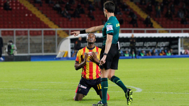 LECCE STAGIONE 2020-2021 LECCE-CREMONESE 21/10/2020 ADJAPONG PROTESTE MICHEL CAPUTO/SILPRESS
