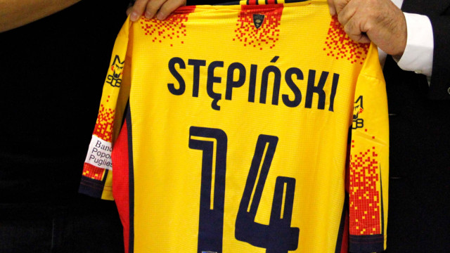 LECCE STAGIONE 2020-2021 PRESENTAZIONE STEPINSKI 06/10/2020 MAGLIA MICHEL CAPUTO/SILPRESS
