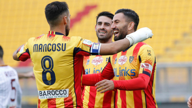 LECCE STAGIONE 2020-2021 LECCE-REGGIANA 21/11/2020 ABBRACCIO CODA MANCOSU MICHEL CAPUTO/SILPRESS