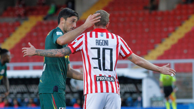 LECCE STAGIONE 2020-2021 LECCE-VICENZA 27/12/2020 MECCARIELLO E RIGONI MICHEL CAPUTO/SILPRESS