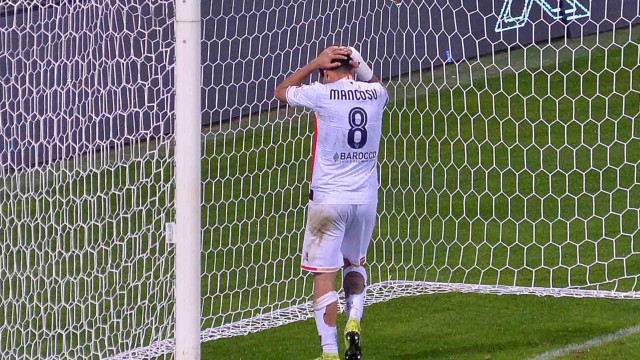 Salernitana - Lecce
Lega Serie B
15 Dicembre 2020
Nella foto: DELUSIONE MANCOSU
SALSANO/SILPRESS