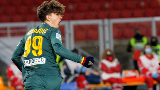 LECCE STAGIONE 2020-2021 LECCE-VICENZA 27/12/2020 ESULTANZA RODRIGUEZ MICHEL CAPUTO/SILPRESS