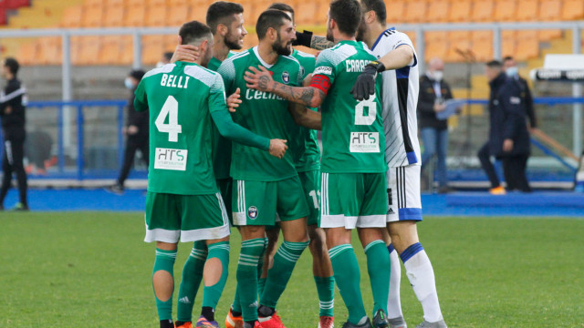 LECCE STAGIONE 2020-2021 LECCE-PISA 19/12/2020 ABBRACCI FINALI MICHEL CAPUTO/SILPRESS
