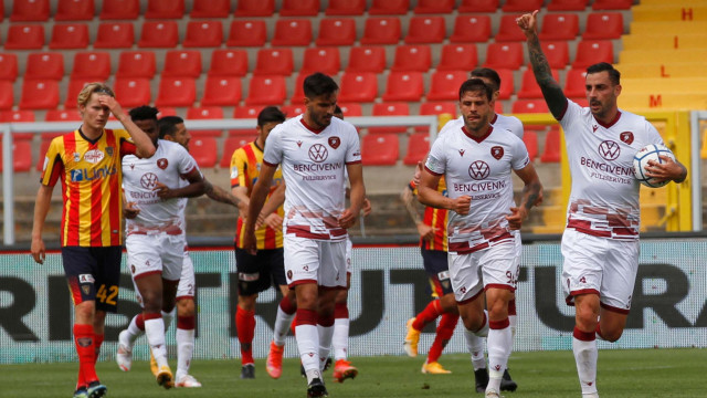 LECCE STAGIONE 2020-2021 LECCE-REGGINA 07/05/2021 ESULTANZA MONTALTO MICHEL CAPUTO/SILPRESS