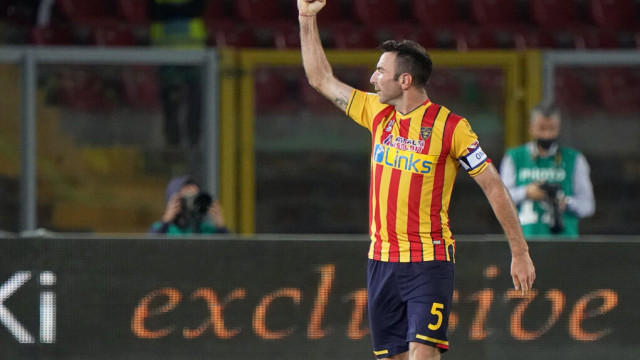 Photo LiveMedia/Emmanuele Mastrodonato
Lecce, Italy, October 01, 2021, Italian Football Championship League BKT
US Lecce vs AC Monza
Image shows:
Fabio Lucioni (US Lecce)
LiveMedia - World Copyright