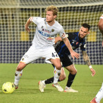 Photo LiveMedia/Gabriele Masotti
Pisa, Italy, December 11, 2021, Italian soccer Serie B match
AC Pisa vs US Lecce
Image shows:
Morten Blom Hjulmand (Lecce) hampered by Marius Marin (Pisa)
LiveMedia - World Copyright