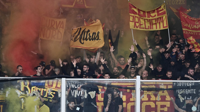 Db Genova 12/11/2022 - campionato di calcio serie A / Sampdoria-Lecce / foto Daniele Buffa/Image Sport
nella foto: tifosi Lecce