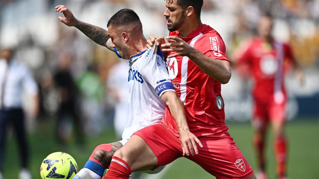 Mg Monza 28/05/2023 - campionato di calcio serie A / Monza-Lecce / foto Matteo Gribaudi/Image Sport
nella foto: Gabriel Strefezza-Pablo Mari