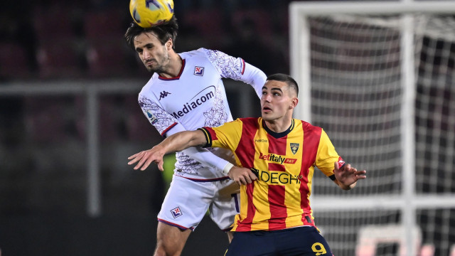Ci Lecce 02/02/2024 - campionato di calcio serie A / Lecce-Fiorentina / foto Carmelo Imbesi/Image Sport
nella foto: Nikola Krstovic-Luca Ranieri