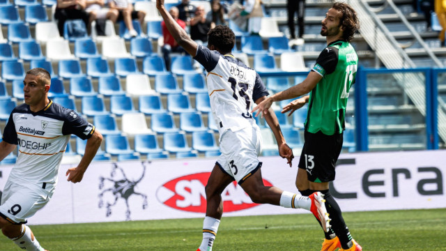 Dorgu festeggia il gol dello 0-2 in casa del Sassuolo sassuolo lecce