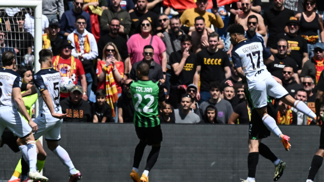 Db Reggio Emilia 21/04/2024 - campionato di calcio serie A / Sassuolo-Lecce / foto Daniele Buffa/Image Sport
nella foto: gol Valentin Gendrey