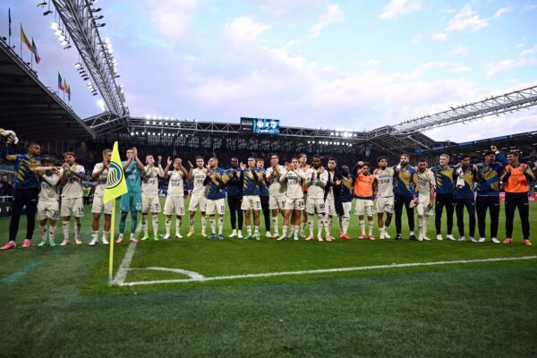 Cm Bergamo 25/10/2026 - campionato di calcio serie A / Atalanta-Frosinone / foto Cristiano Mazzi/Image Sport
nella foto: esultanza a fine gara Frosinone